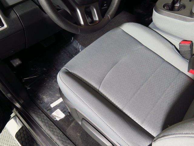 2017 RAM Ram Pickup 1500 4x4 Express 4dr Quad Cab 6.3 ft. SB Pickup